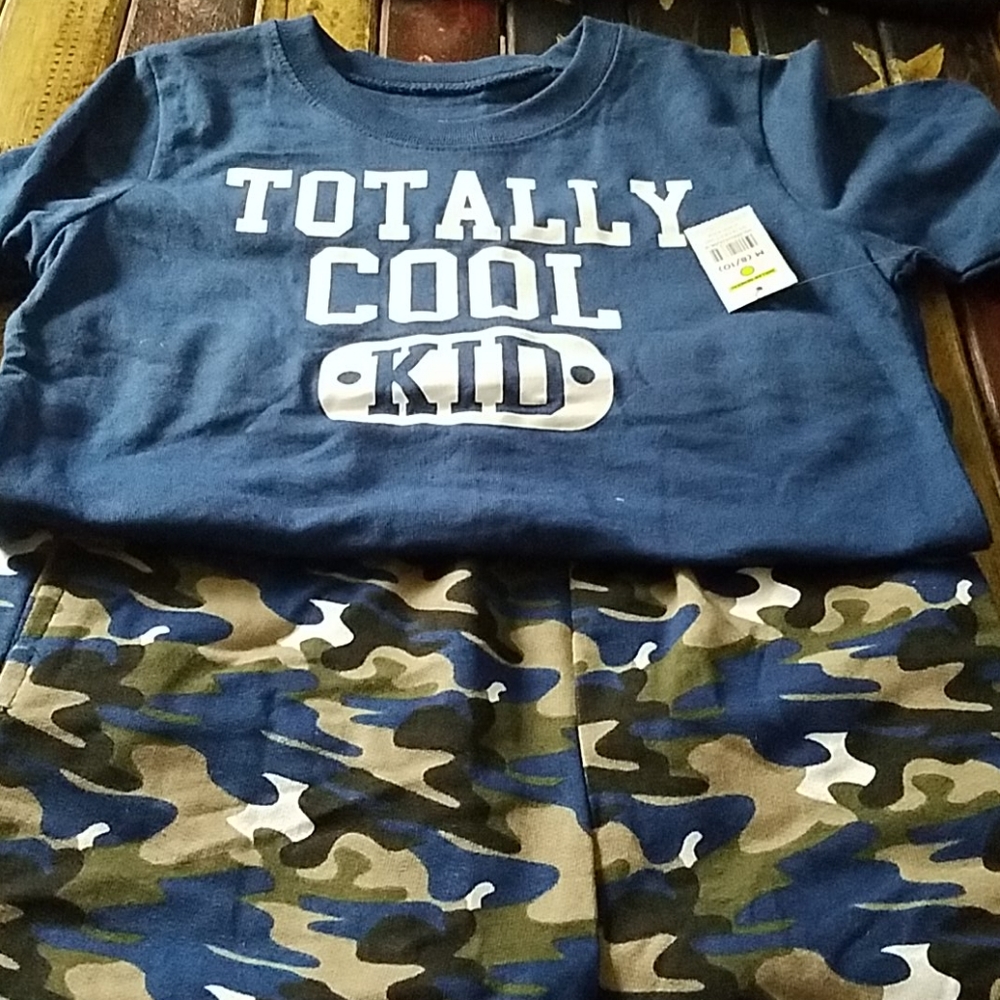 NWT Boys Revolution tshirt set - M 8/10